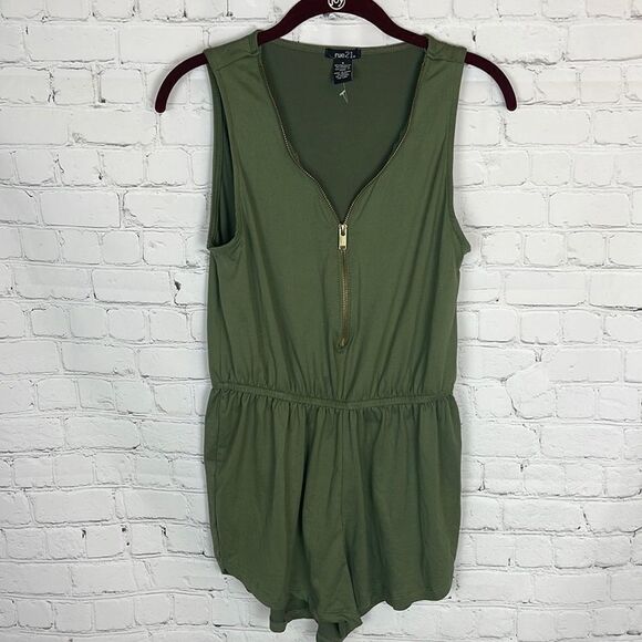 Rue21 Olive Zip Up Romper - Picture 1 of 4